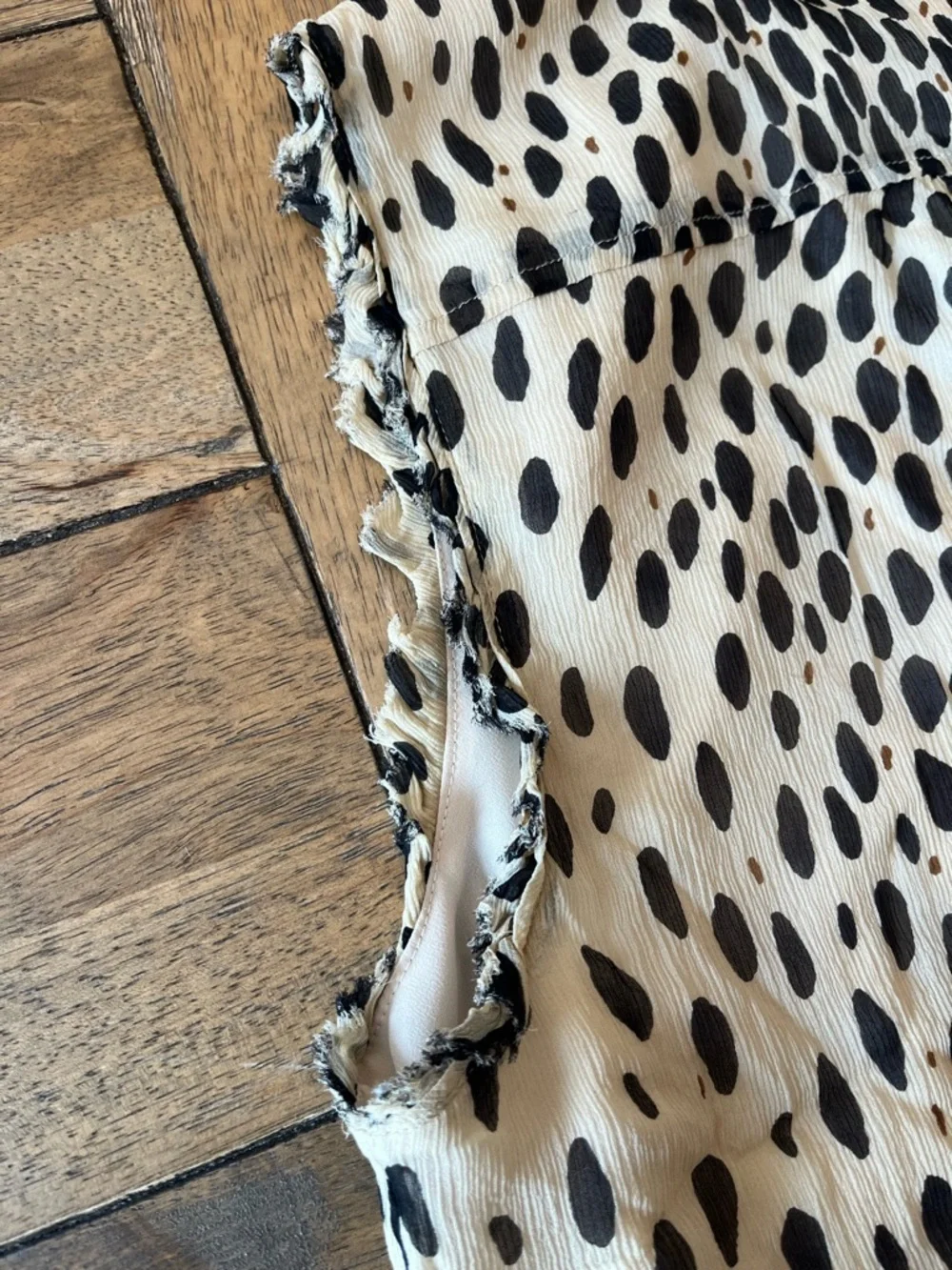 J. Crew Sleeveless Black & Cream Dot Print Silk Blouse - Lightweight Women's Top - Picture 6 of 11